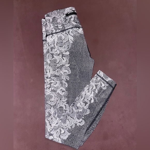 NWOT Lululemon Speed Wunder Tight *Nulux//Florence Speed Wunder - Main Image